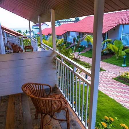 Maargit Beach Resort Mandrem Exterior photo